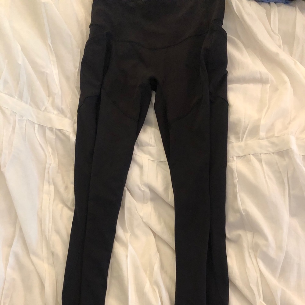 “all the right places” lulu leggings